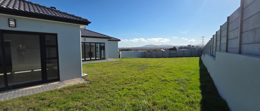 To Let 3 Bedroom Property for Rent in Haasendal Western Cape